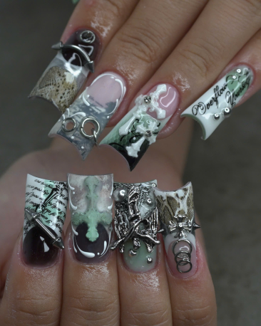 Sasxy Nailart - A Quality Nail Salon in District 3 Near District 1