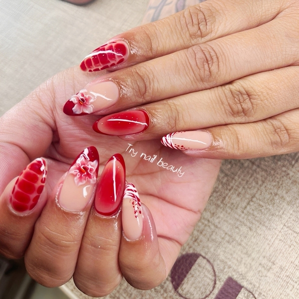 T.R.Y Nail Beauty design, nail in District 3